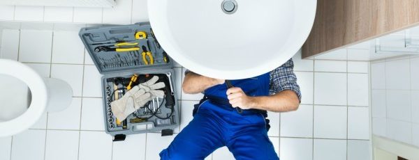 Essential Plumbing Problems in Edinburgh: When to Call for Help